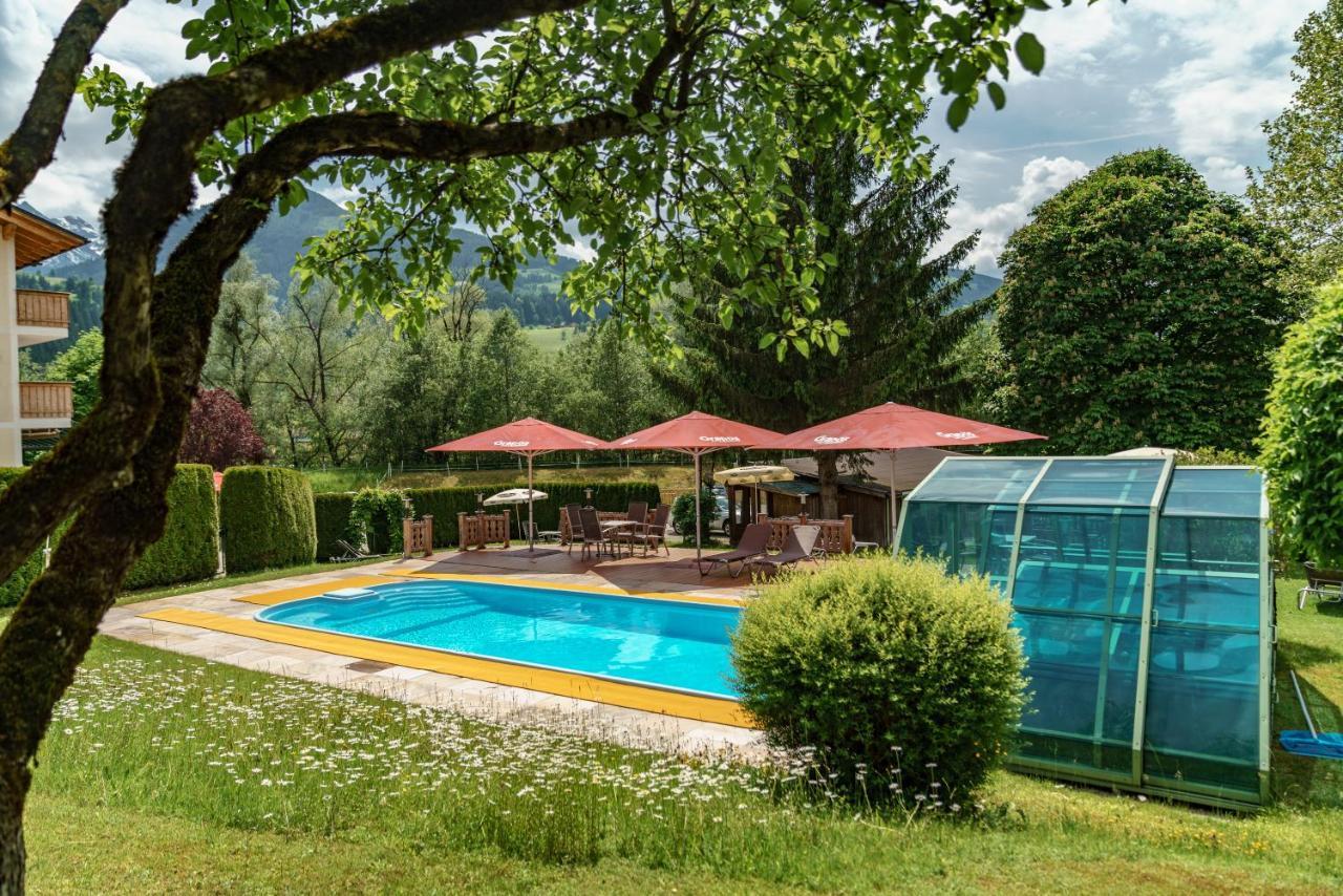 Sport&Familienhotel Bärenwirt Aich  Exterior foto