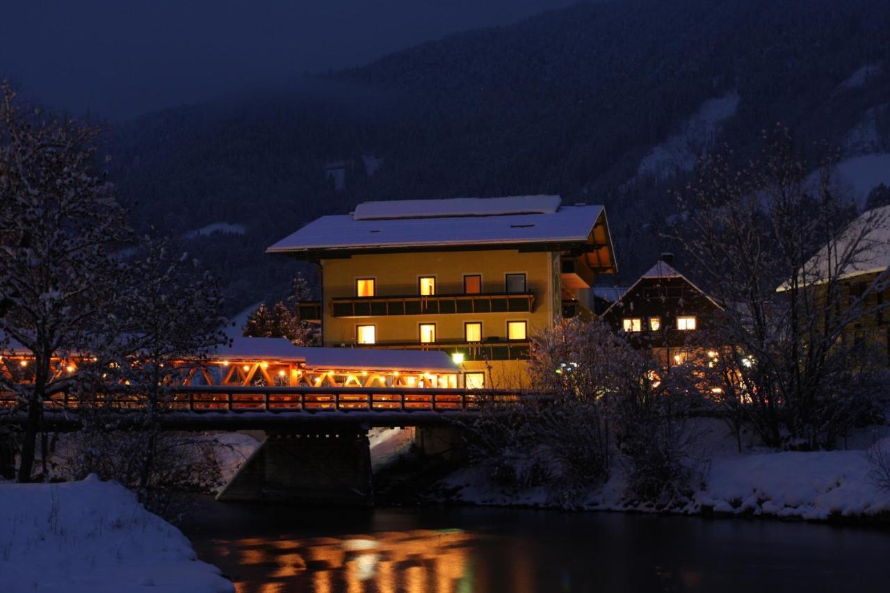Sport&Familienhotel Bärenwirt Aich  Exterior foto